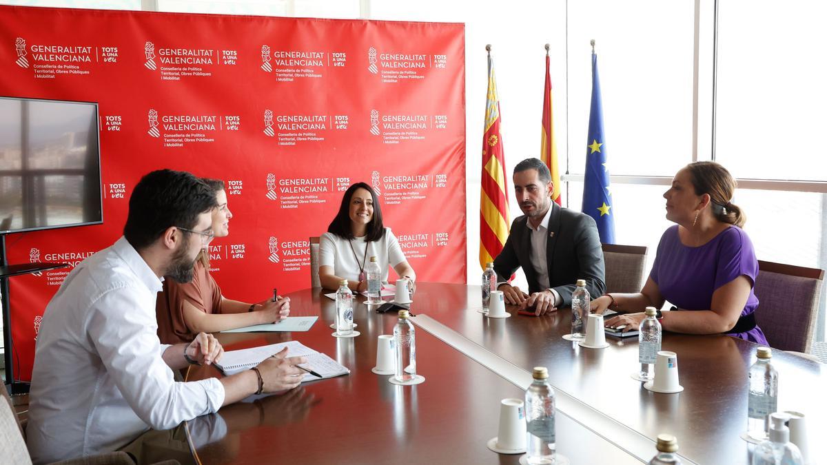Reunión mantenido entre el Ayuntamiento de Mislata y la conselleria de Política Territorial.