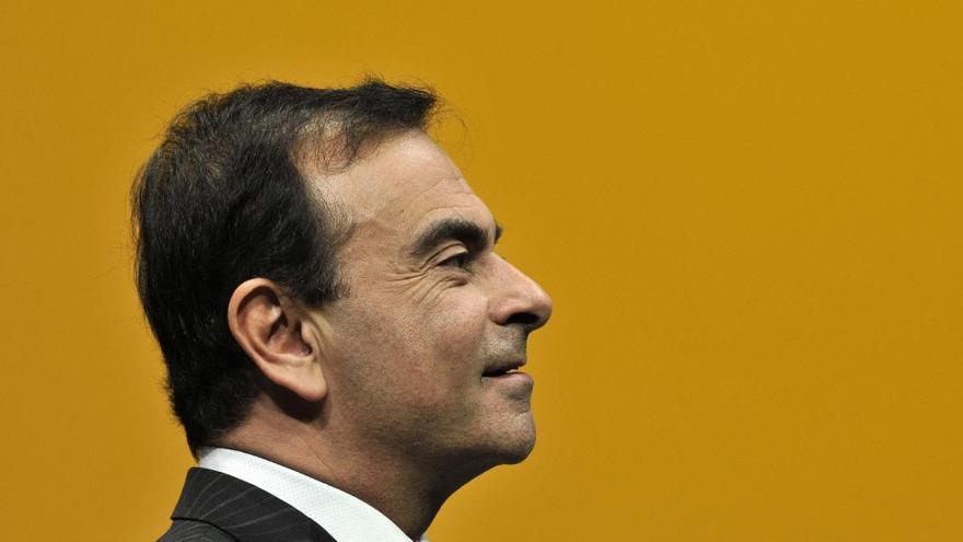 Teoria de la fuga de Ghosn: música, jet i passaport francès