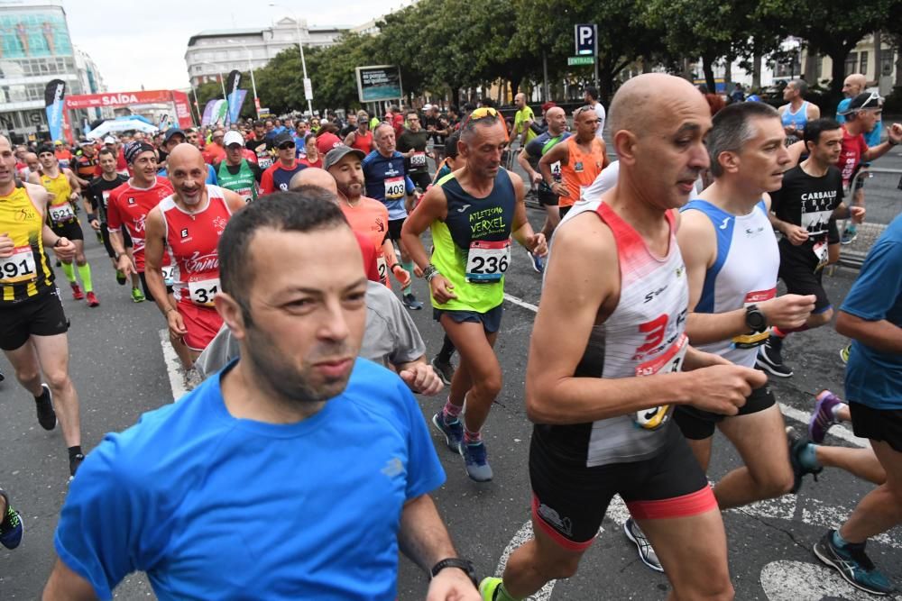 Búscate en la Coruña42 y en la Coruña10