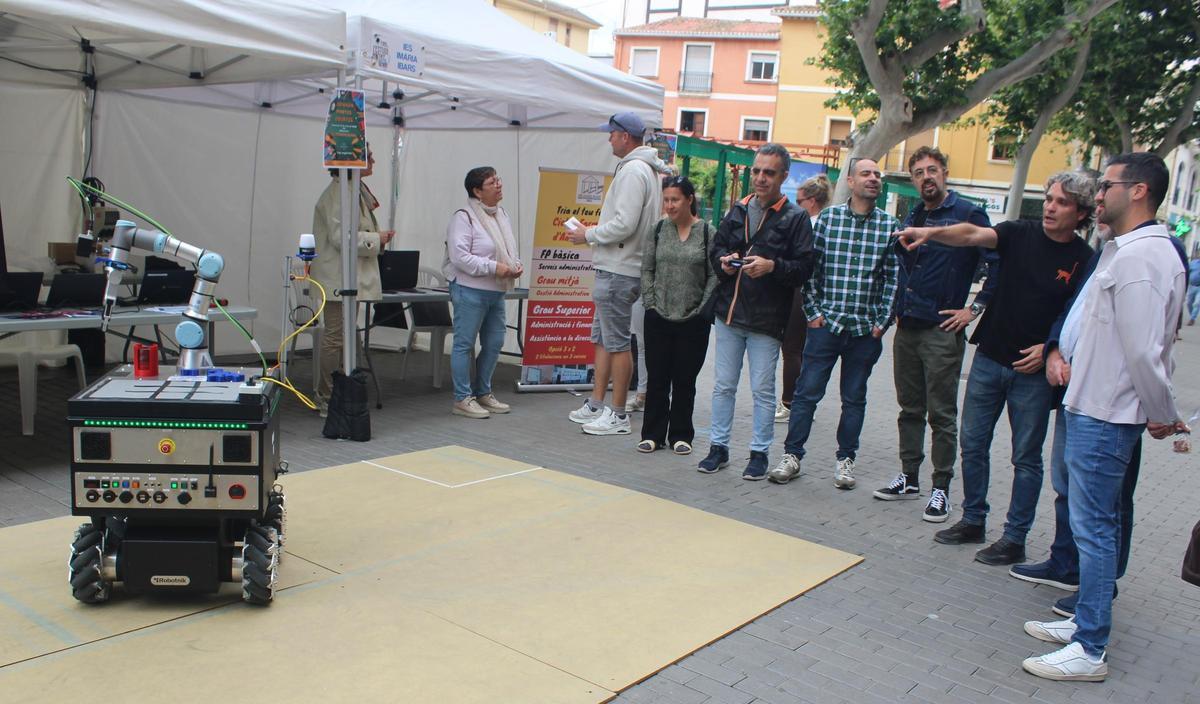 Una demostració de robòtica.