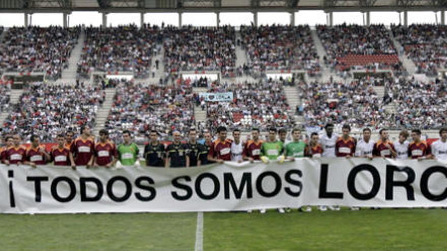 El fútbol se solidariza con Lorca