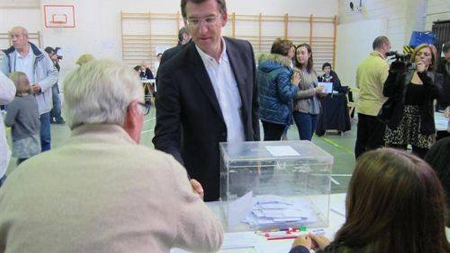 Feijóo espera &quot;normalidad&quot; en las votaciones y estará &quot;atento&quot; a lo que &quot;dice Galicia para Galicia&quot;