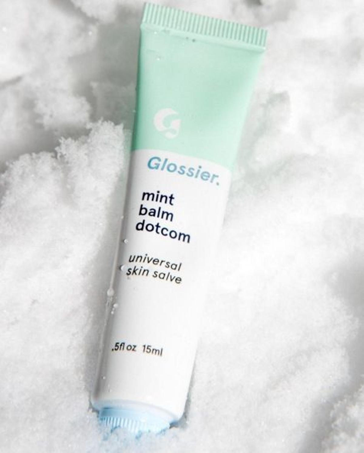 7. El mint balm de Glossier