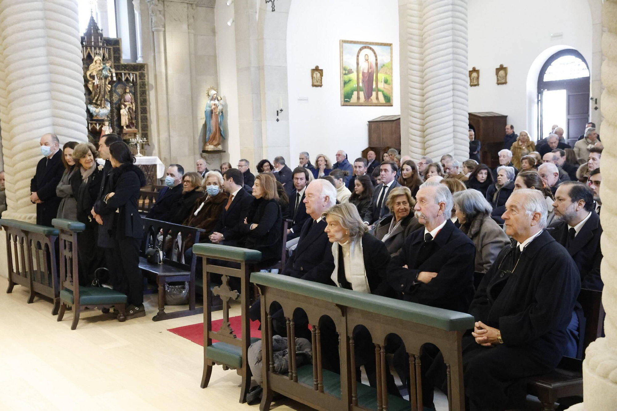 El funeral por el gijonés Ignacio Figaredo, en imágenes