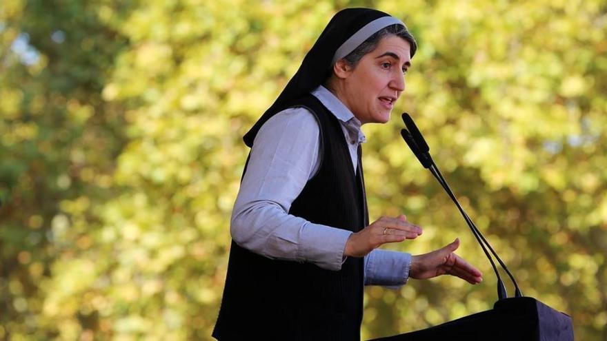 La monja Teresa Forcades vuelve al convento