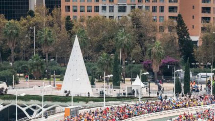 El Maratón Valencia revienta su censo
