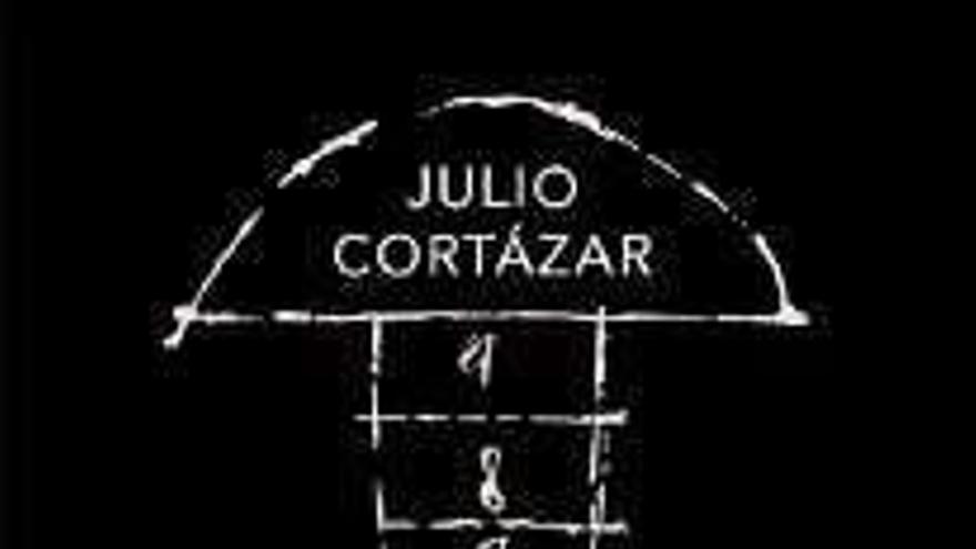 Rayuela - Julio Cortázar - Alfaguara/RAE, 704 páginas