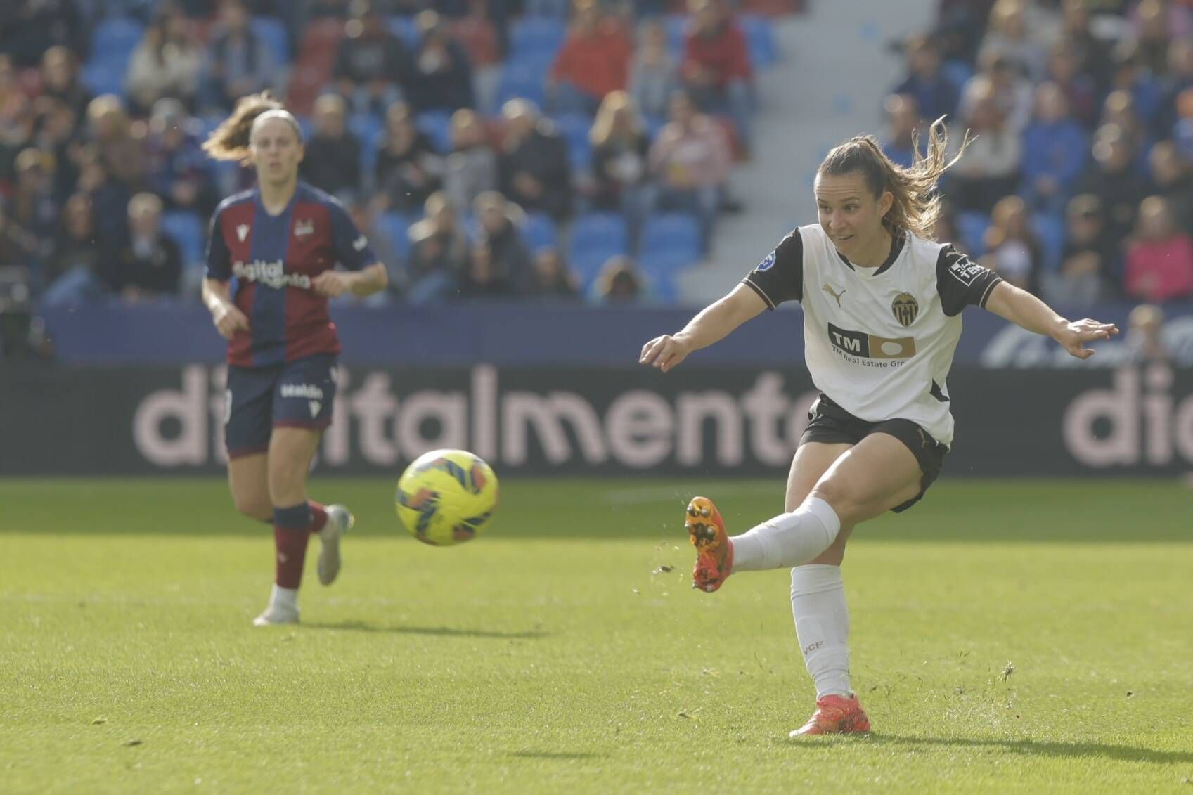 Las mejores fotos del Levante - Valencia de LaLiga F