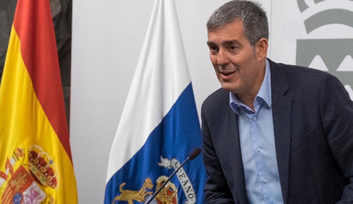 Fernando Clavijo, ayer en la rueda de prensa posterior al Consejo de Gobierno celebrado en Santa Cruz de Tenerife.