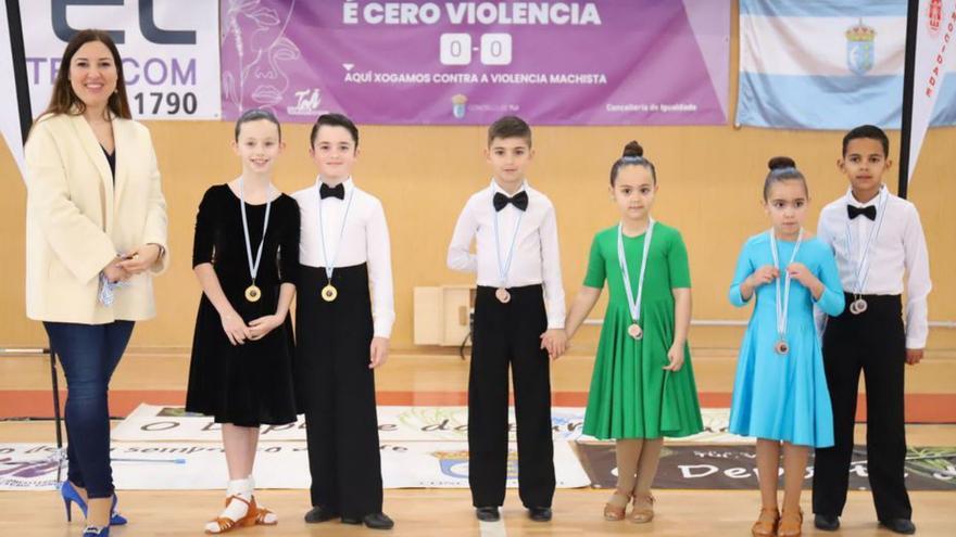 Los benjamines de Sondodance arrasan en Tui