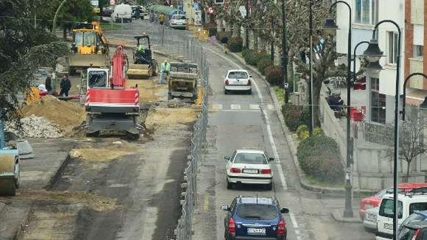 El vial tendrá un nivelado provisional para Semana Santa.  // G.Núñez