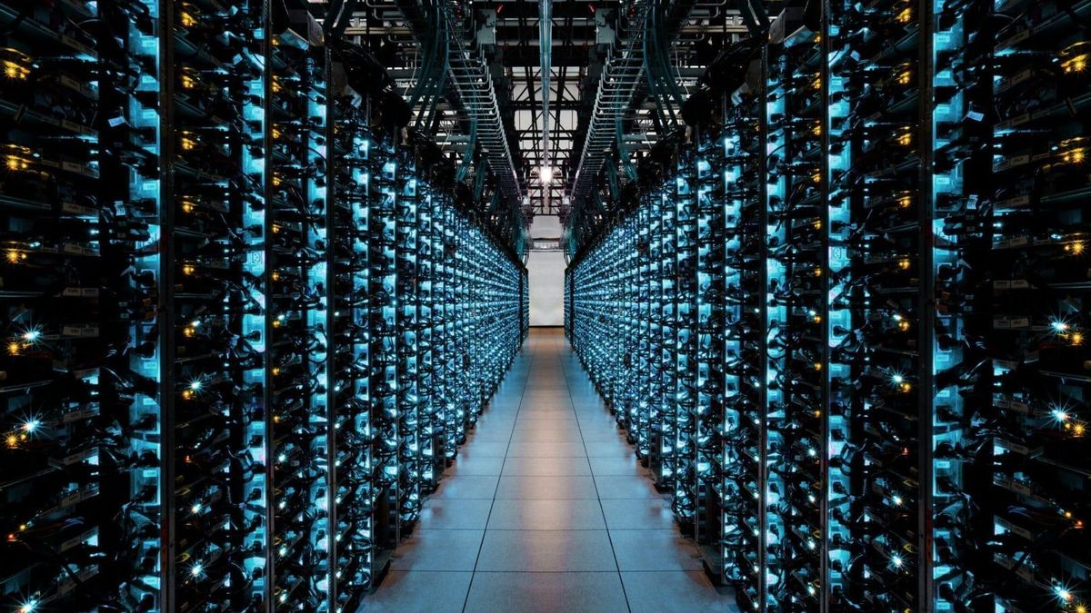 Los centros de datos necesitan ser alimentados de energía constantemente.