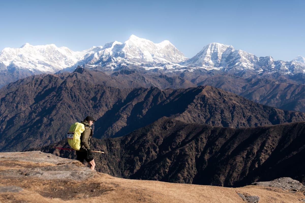 Manuel Vela, durante una de las etapas de la Everest Trail