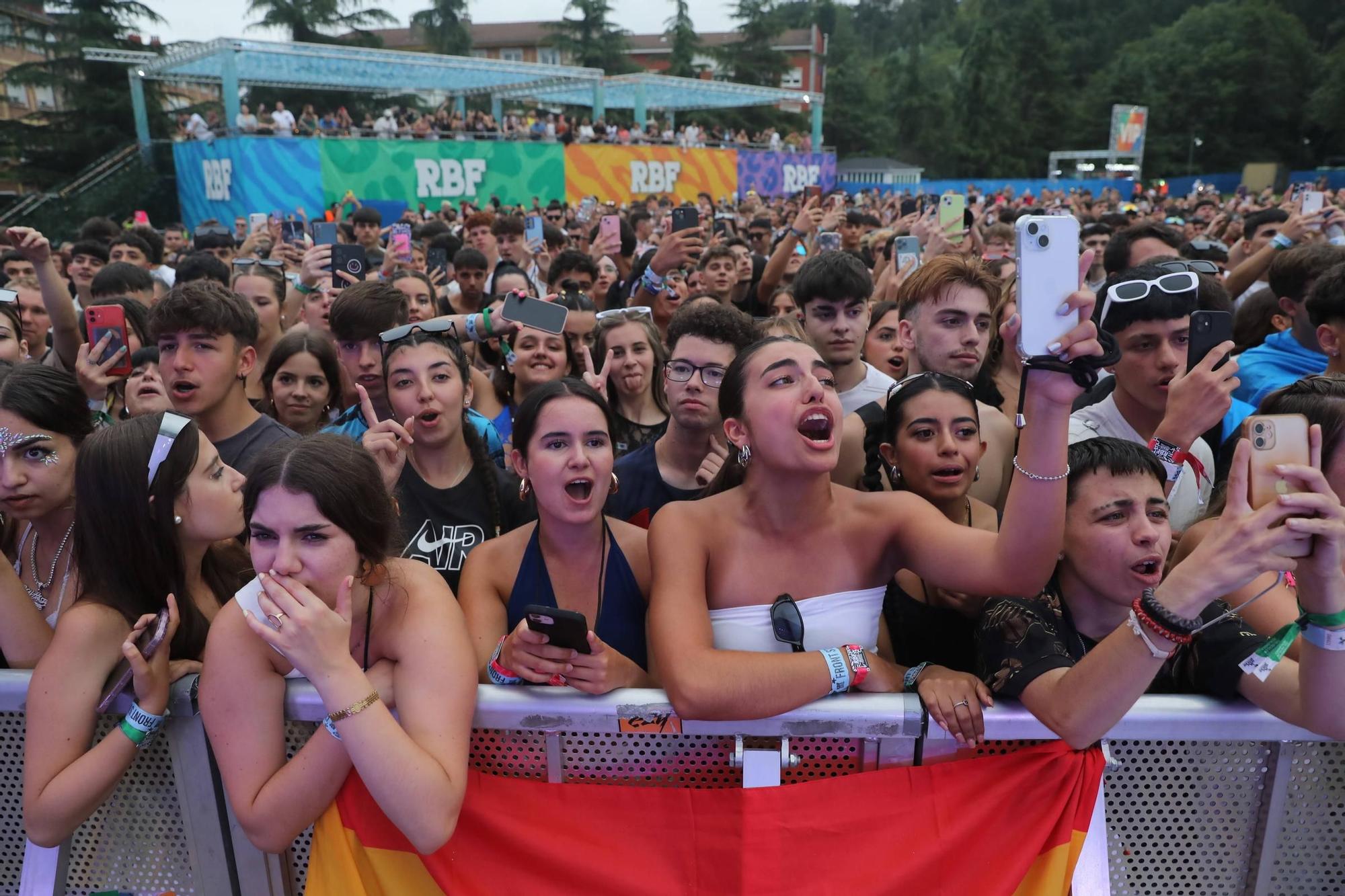 En imagenes | Segunga jornada del Reggaeton Beach de Avilés