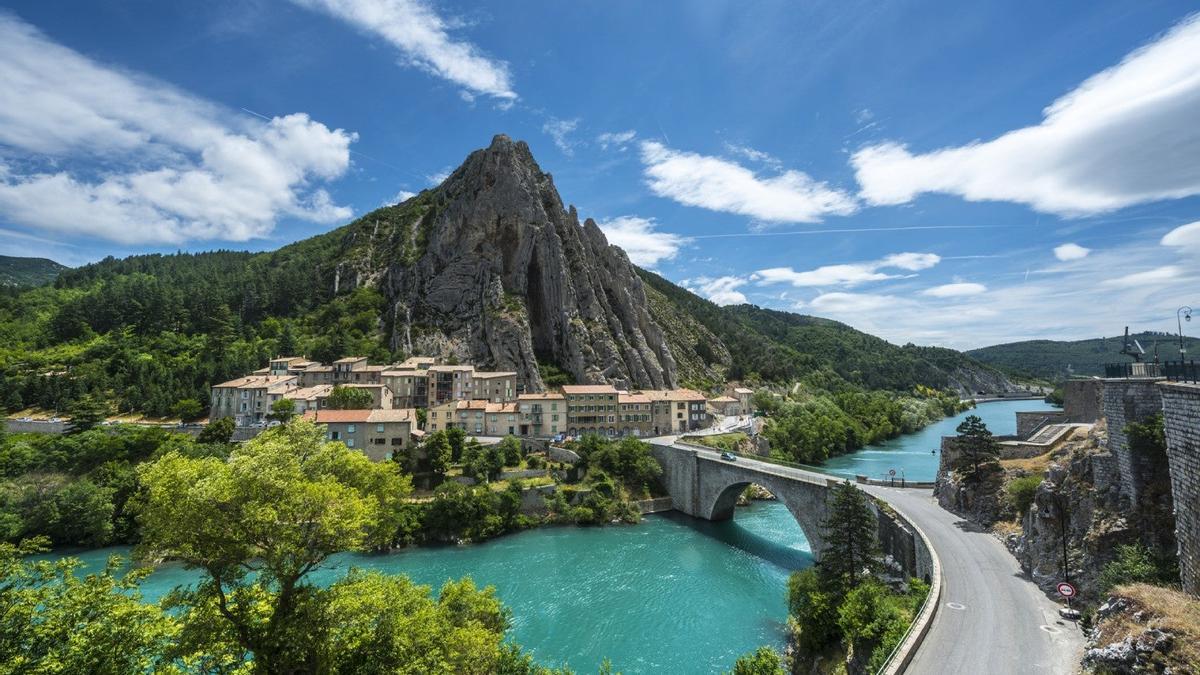 Si no oíste nunca hablar de Sisteron estás de enhorabuena…