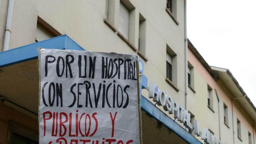 Una protesta contra la privatización del servicio de hemodiálisis.