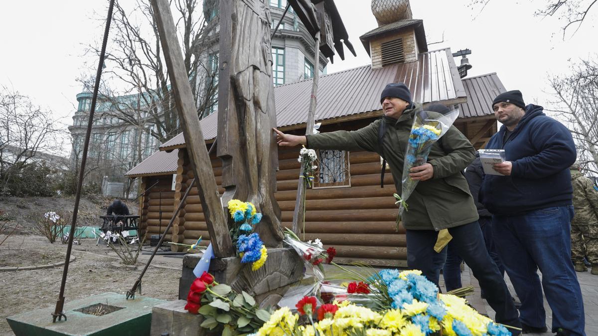 Ukrainians mark the 10th anniversary of the escalated violence on Maidan