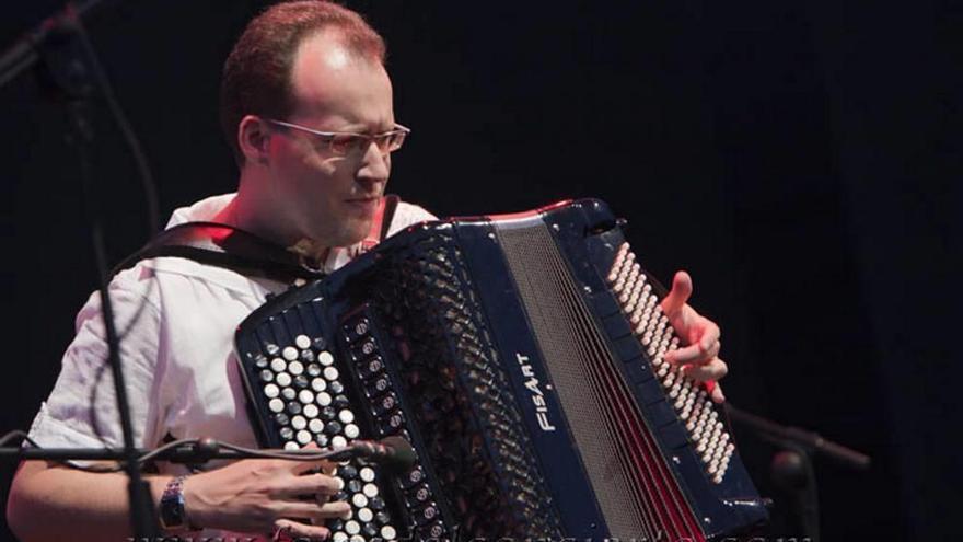 El acordeonista francés Ludovic Beier.