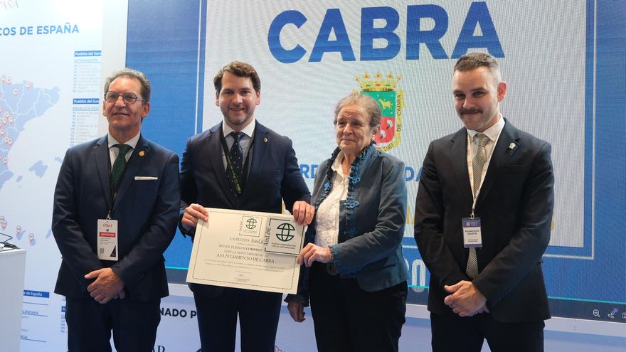Cabra, distinguida con el sello &#039;Red de Pueblos Comprometidos con la Sostenibilidad&#039; en Fitur