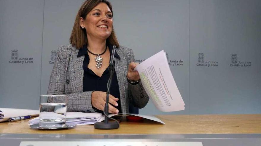 La consejera portavoz, Milagros Marcos, durante la rueda de prensa posterior al Consejo de Gobierno.