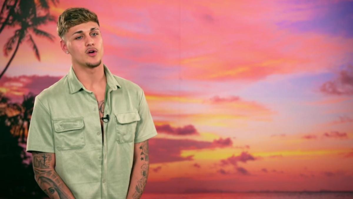 Fran garcía, ex canterano valencianista y soltero en La Isla de las Tentaciones 10