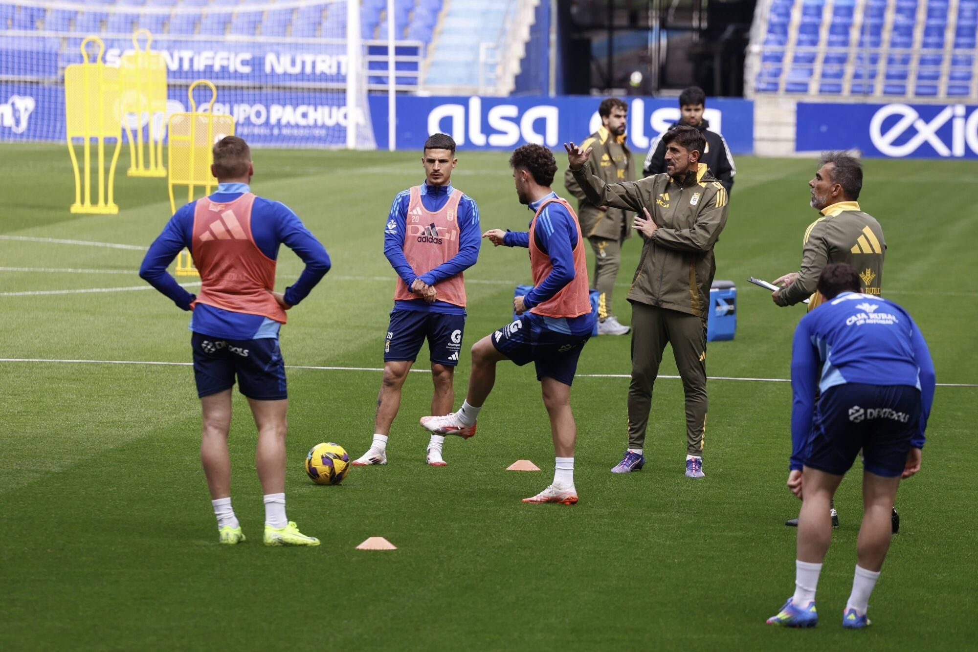 Primer entrenamiento de Paunovic en el Real Oviedo