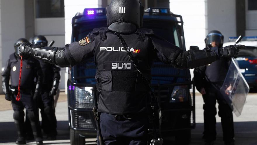 Detenido en Madrid por masturbarse en la calle y eyacular sobre un policía