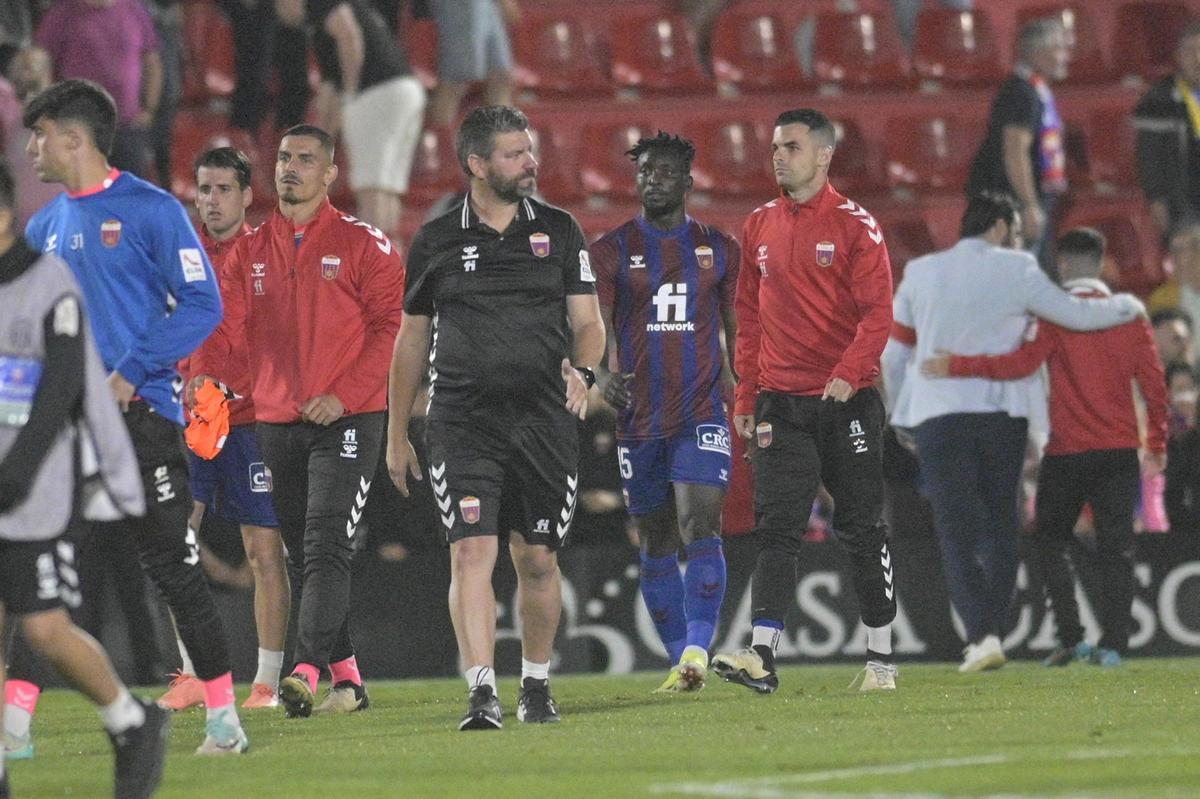 Un paso más hacia la permanencia (0-0)