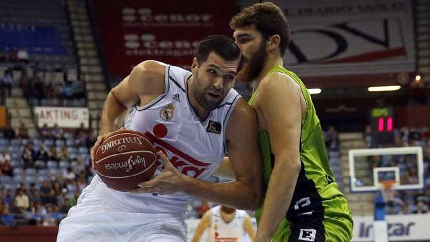 El Real Madrid se impone al Gipuzkoa Basket.