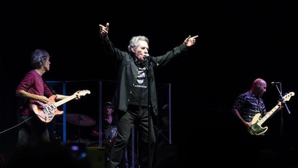 Miguel Ríos durant el concert que anit va tancar Cap Roig