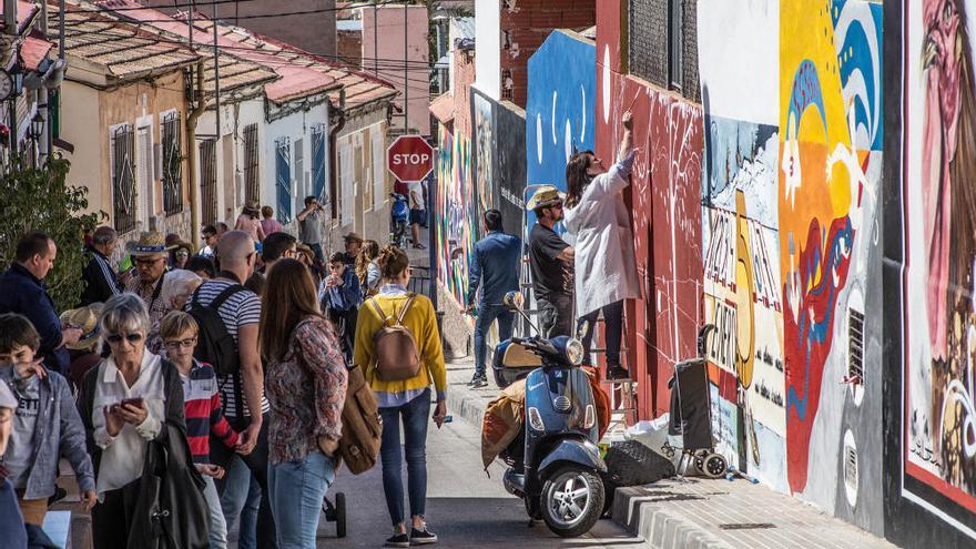 VI edición de los Murales de San Isidro en Orihuela