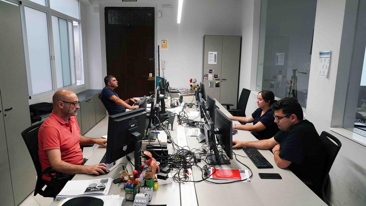En el terreno de la desinformación, el periodista local tiene asimismo un papel prevalente.