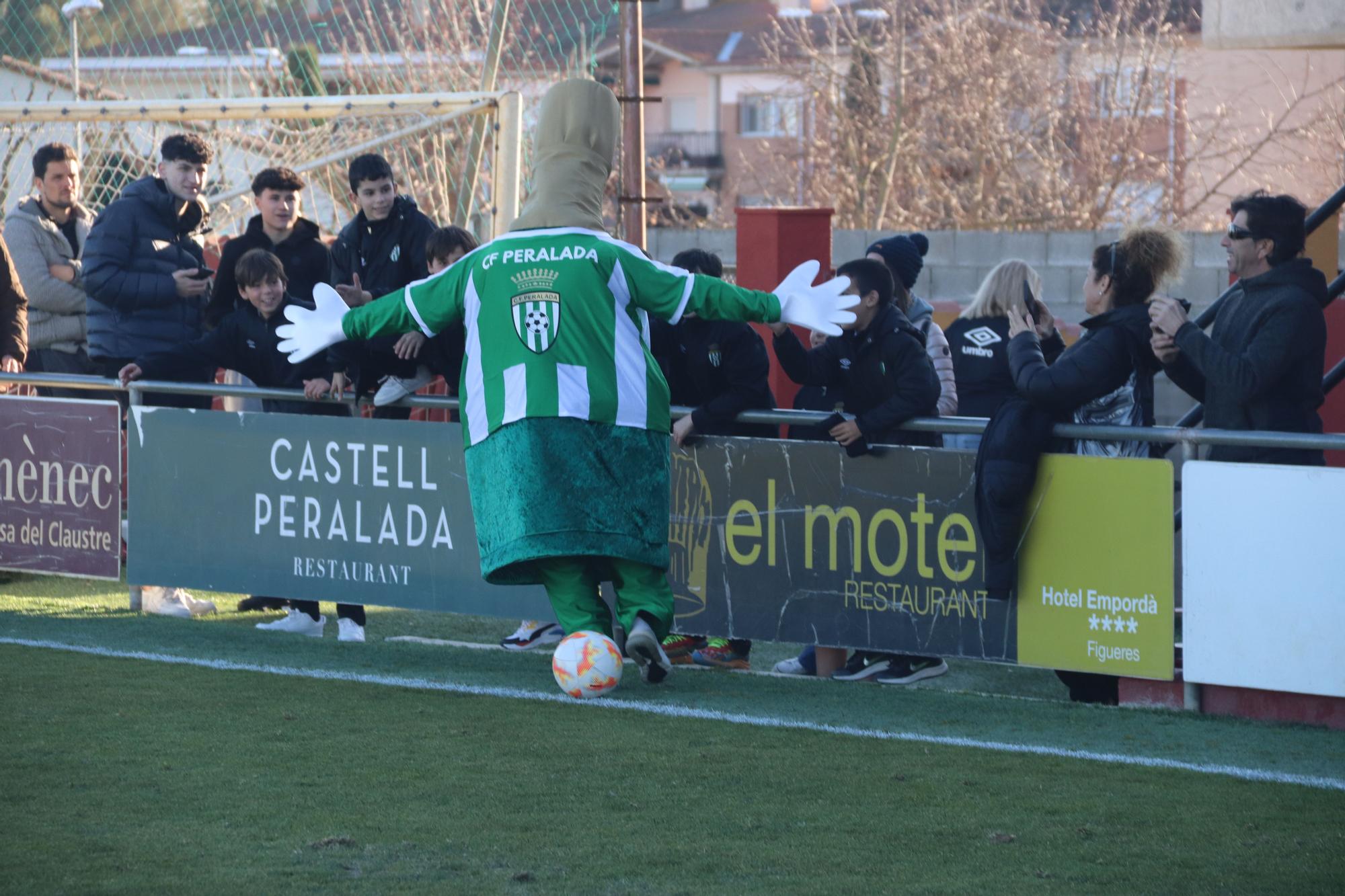 Xampanyer, la nova mascota del CF Peralada