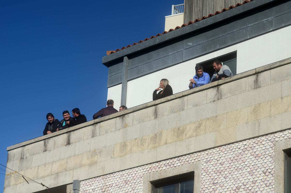 José Manuel Vilas Charlín (segundo por la izquierda) durante el acto en el que fue proclamado patrón mayor.