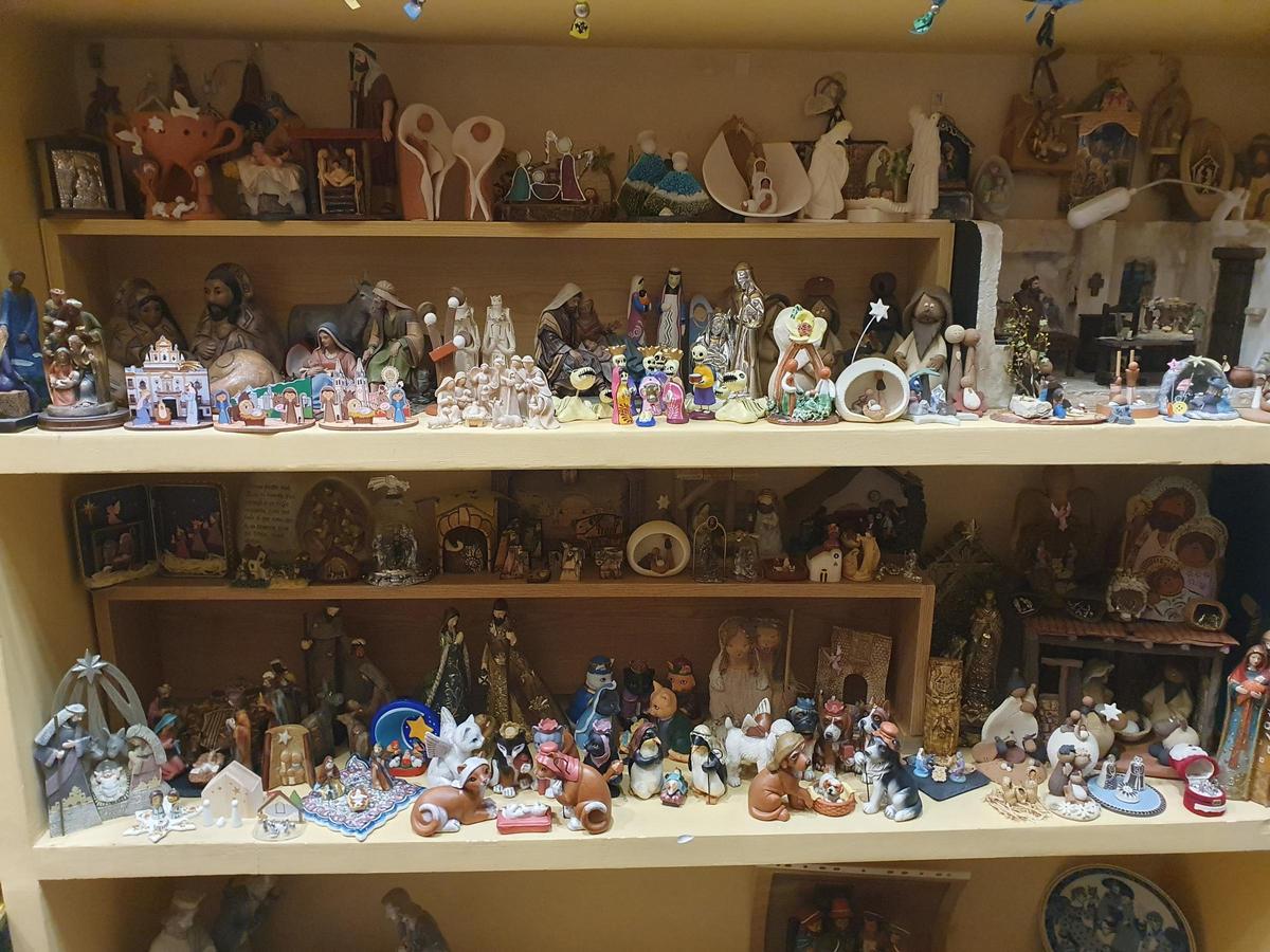 La sorprendente colección de 1.333 belenes en Orihuela que cumple medio siglo