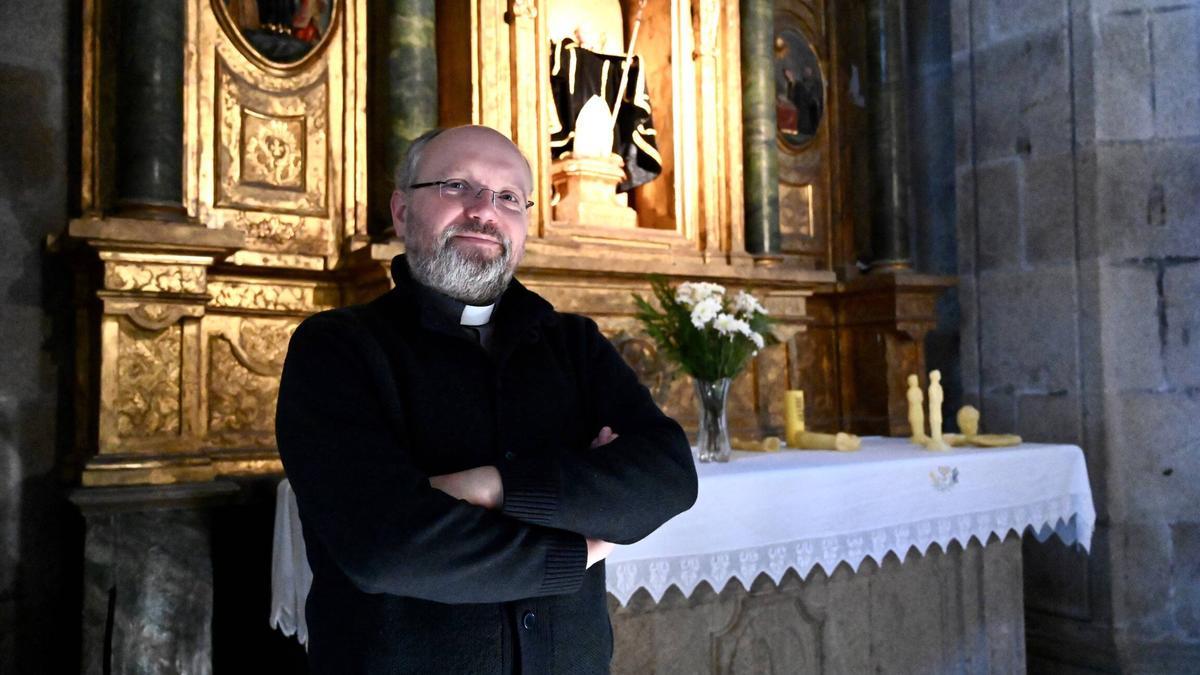 Manuel Chouciño está al frente de cuatro parroquias de Pontevedra, entre ellas Lérez.