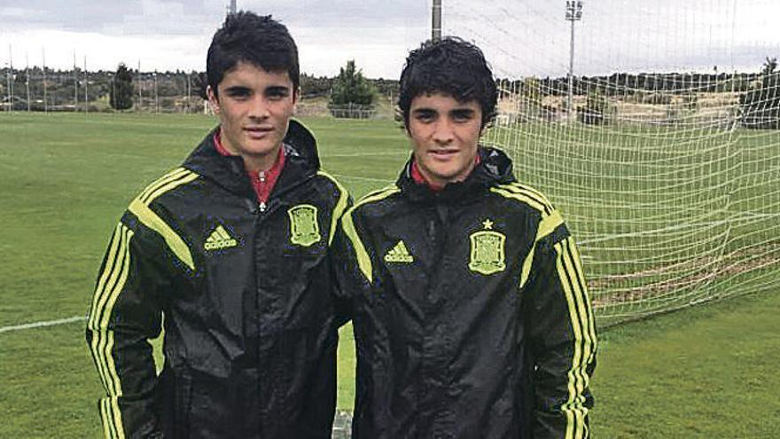 Los hermanos Jorge y Javier Mier, con la selección.