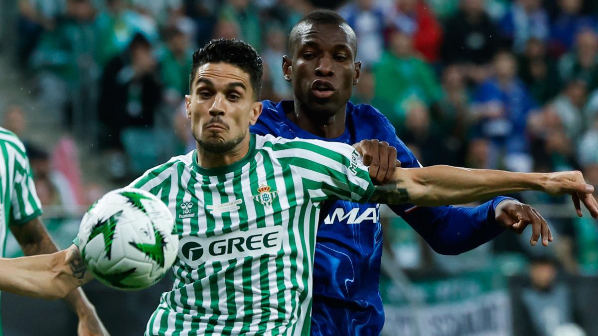 Marc Bartra brilló pese a la derrota