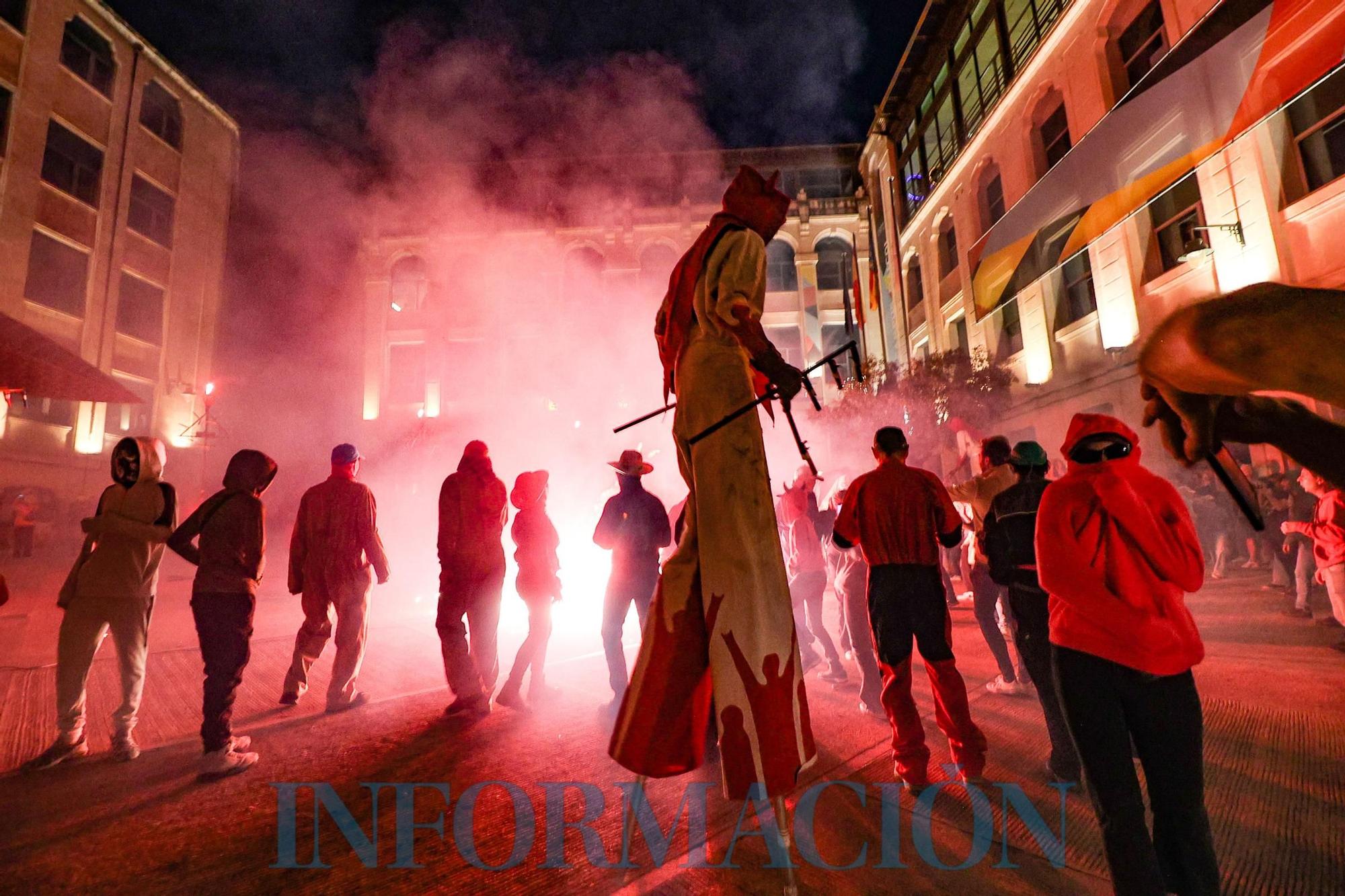 Espectacular Correfocs dels Dimonis Rafolins en Alcoy