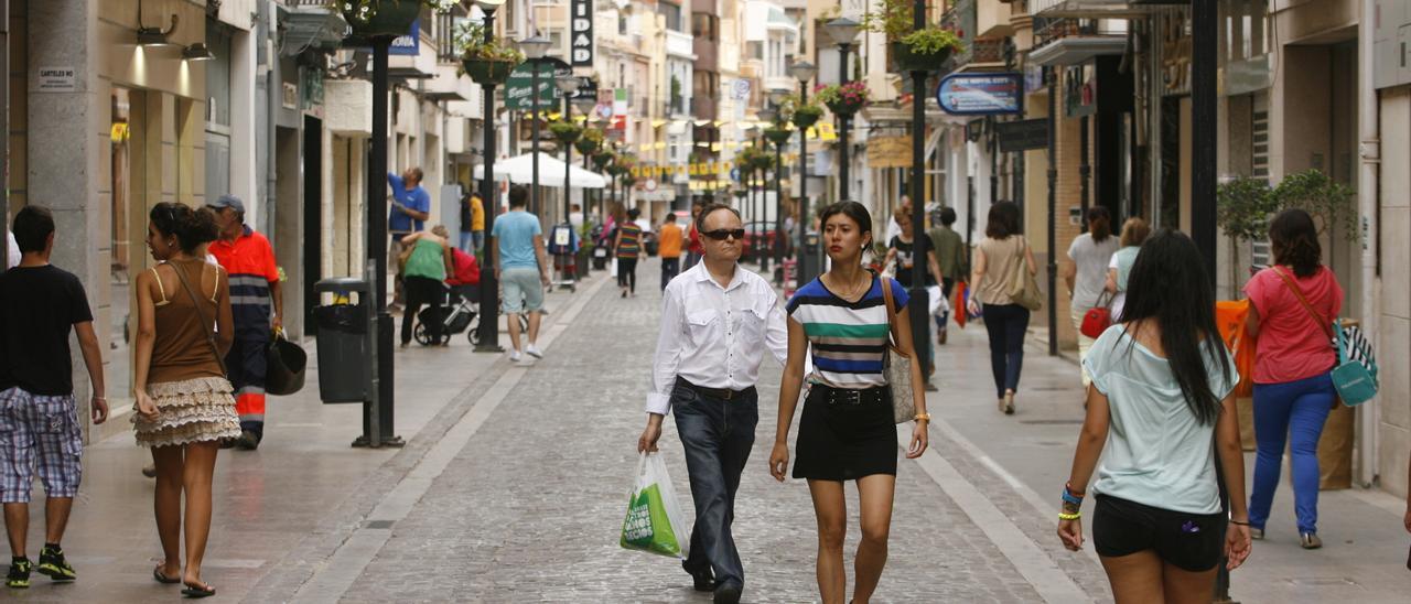 Imagen de una de las calles del centro comercial de Castelló.