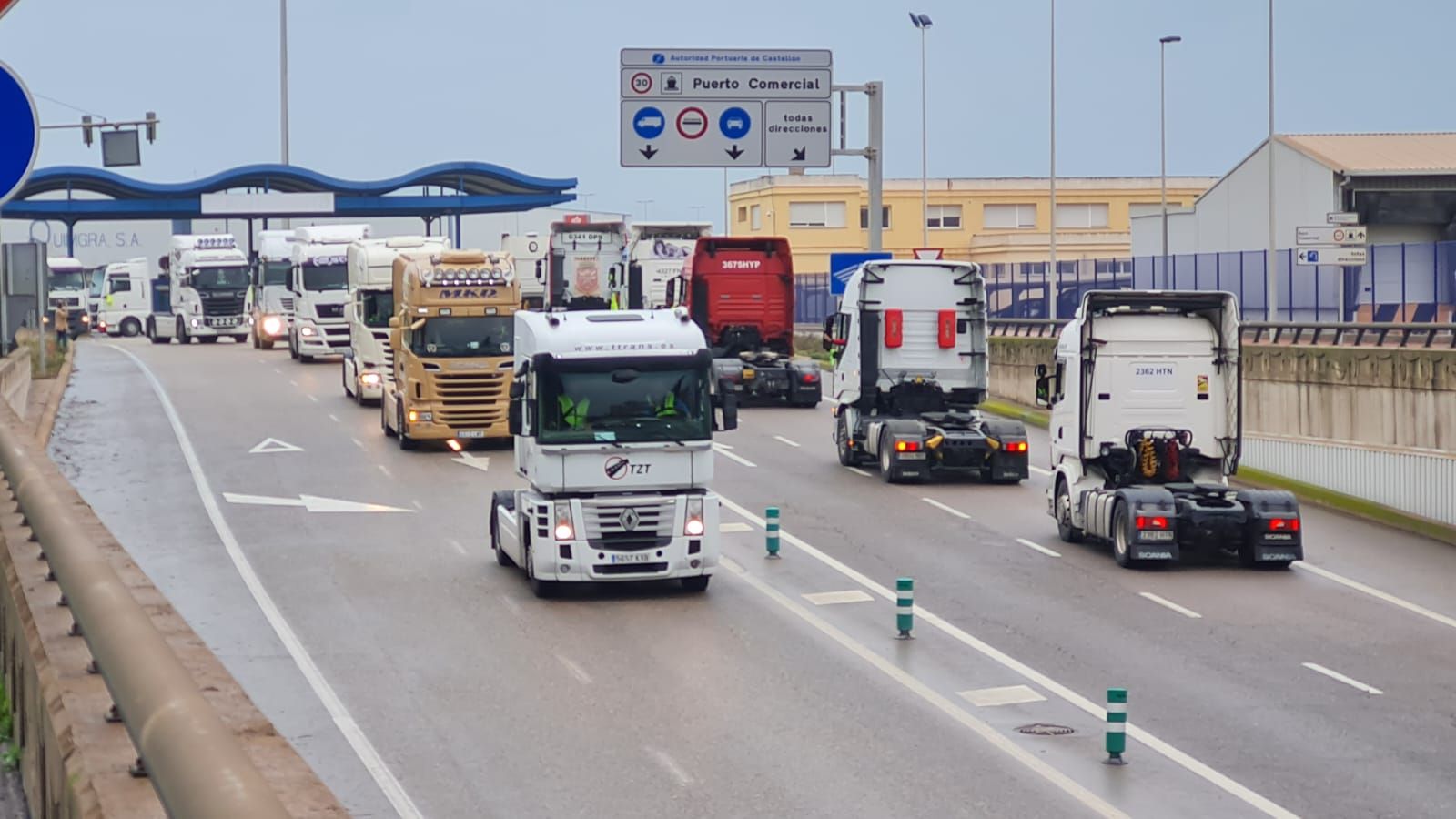 Protesta de camioneros en Castellón