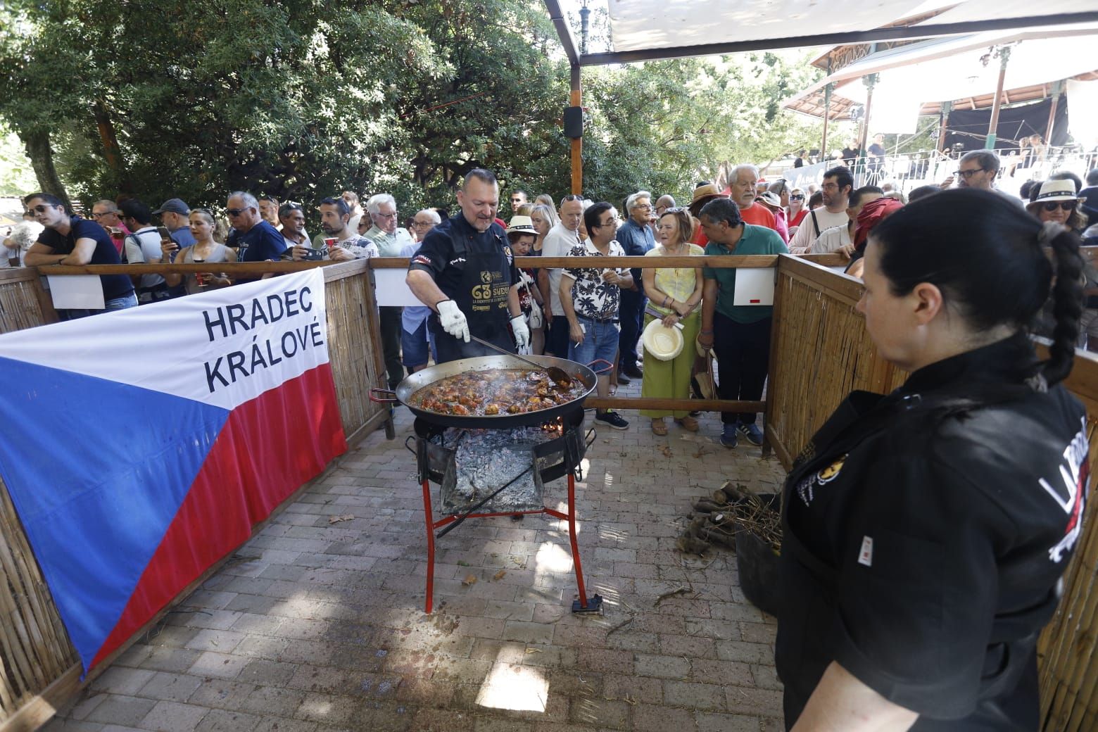 Cuarenta cocineros de doce países competirán en Sueca por cocinar la mejor paella del mundo
