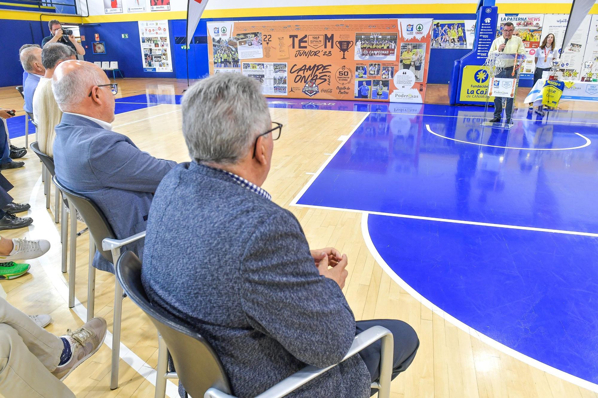 Homenaje en La Paterna al Spar Gran Canaria, que quedó campeón de España júnior