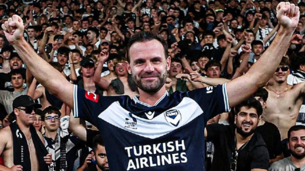 Juan Mata celebrando un nuevo gol con el Melbourne Victory.