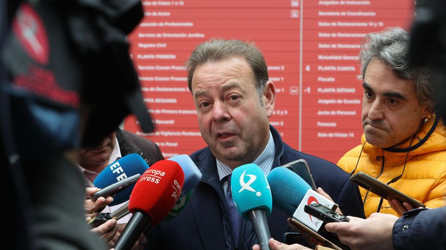 Los testigos coinciden en que la plaza creada que ocupó David Sánchez &quot;no era prioritaria&quot;