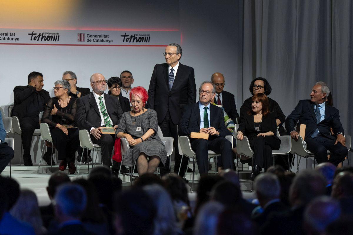 Entrega de les Creus de Sant Jordi en el Museu Nacional dArt de Catalunya