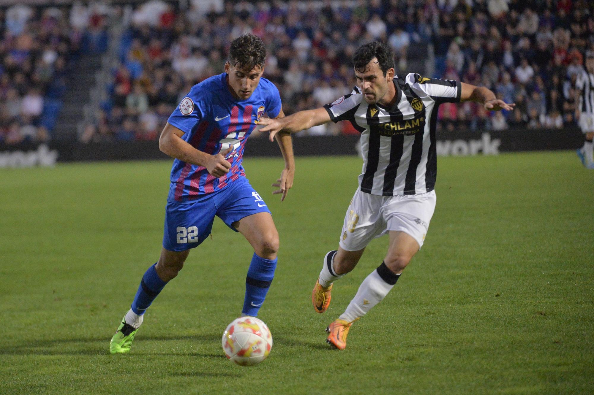 Eldense y Castellón firman tablas entre candidatos al ascenso