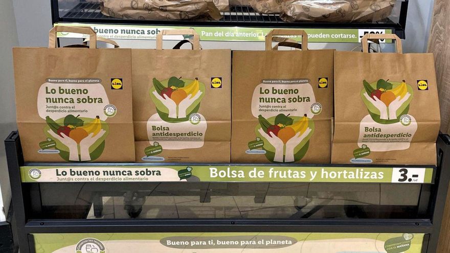 Lidl evita el desperdicio de 1.500 toneladas de alimentos con su nueva bolsa