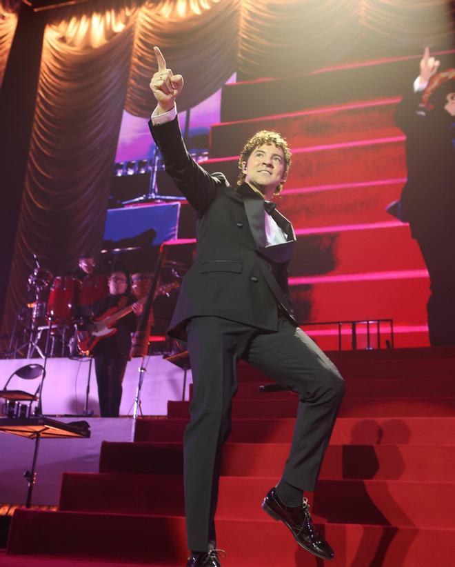 David Bisbal hace vibrar al Coliseum de A Coruña con su concierto de Navidad
