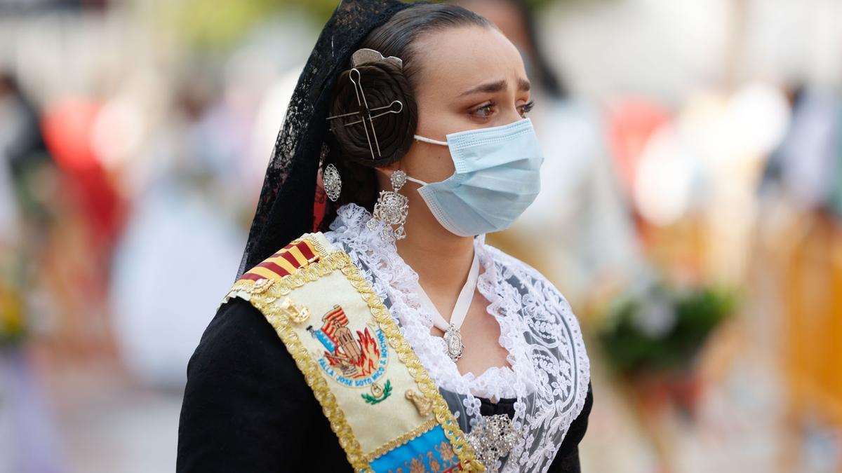 Búscate en el segundo día de Ofrenda por la calle Caballeros (entre las 17.00 y las 18.00 horas)